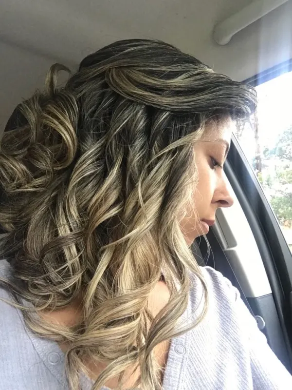 Bright highlights placed over a dark natural base, kept bold on purpose